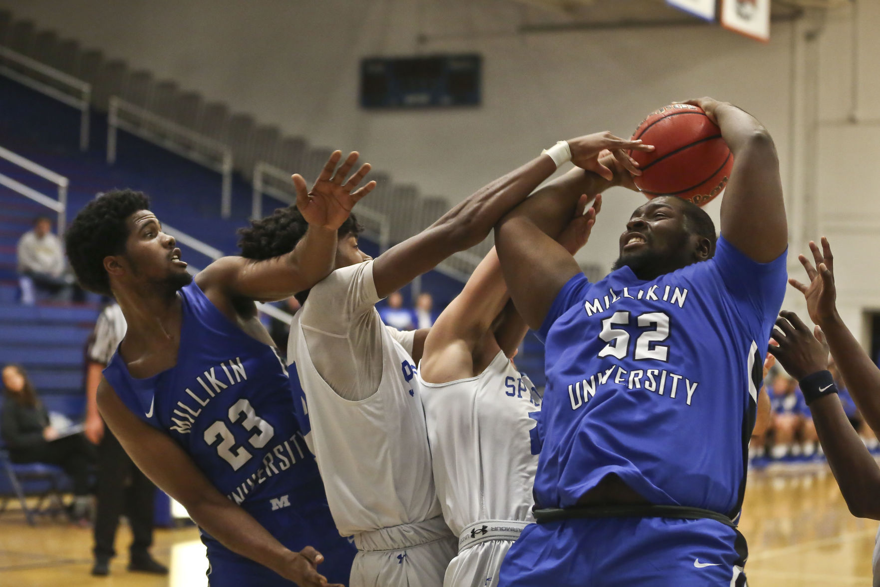 Millikin Mens Basketball 31 11.08.18.JPG